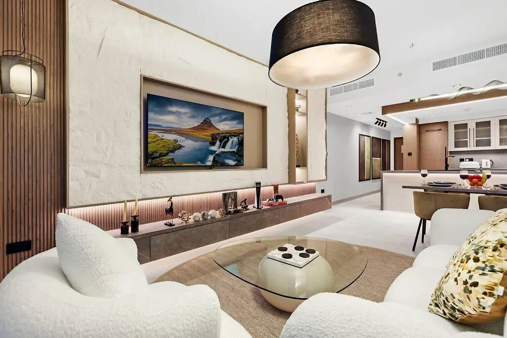 First Class 1Br Breathtaking Downtown View Dubai Apartment