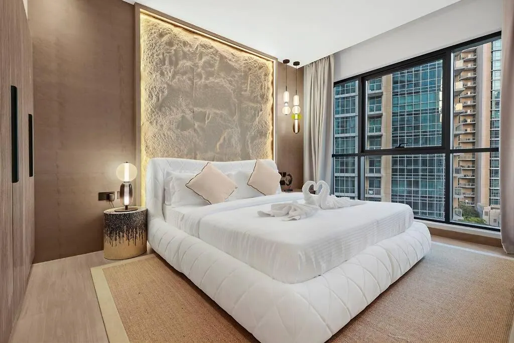 First Class 1Br Breathtaking Downtown View Dubai Apartment
