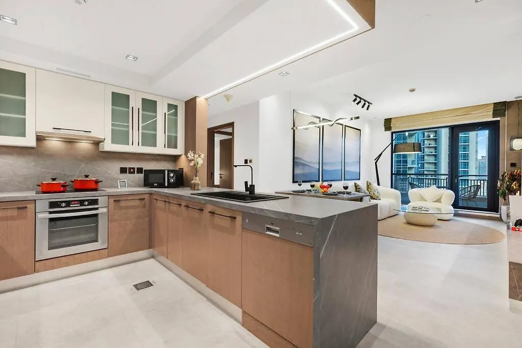 First Class 1Br Breathtaking Downtown View Dubai Apartment